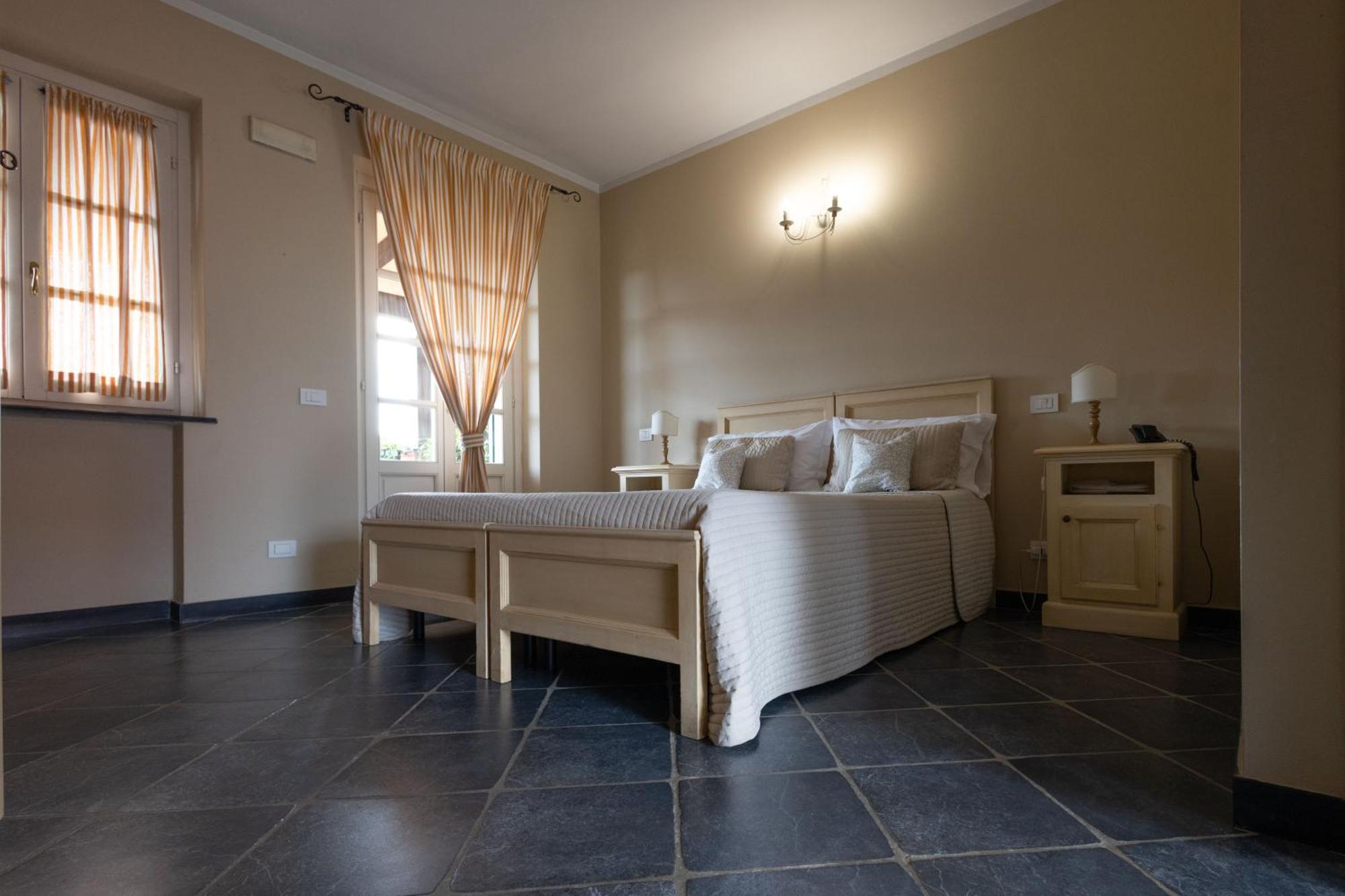 Albergo La Luna Sarzana Eksteriør billede